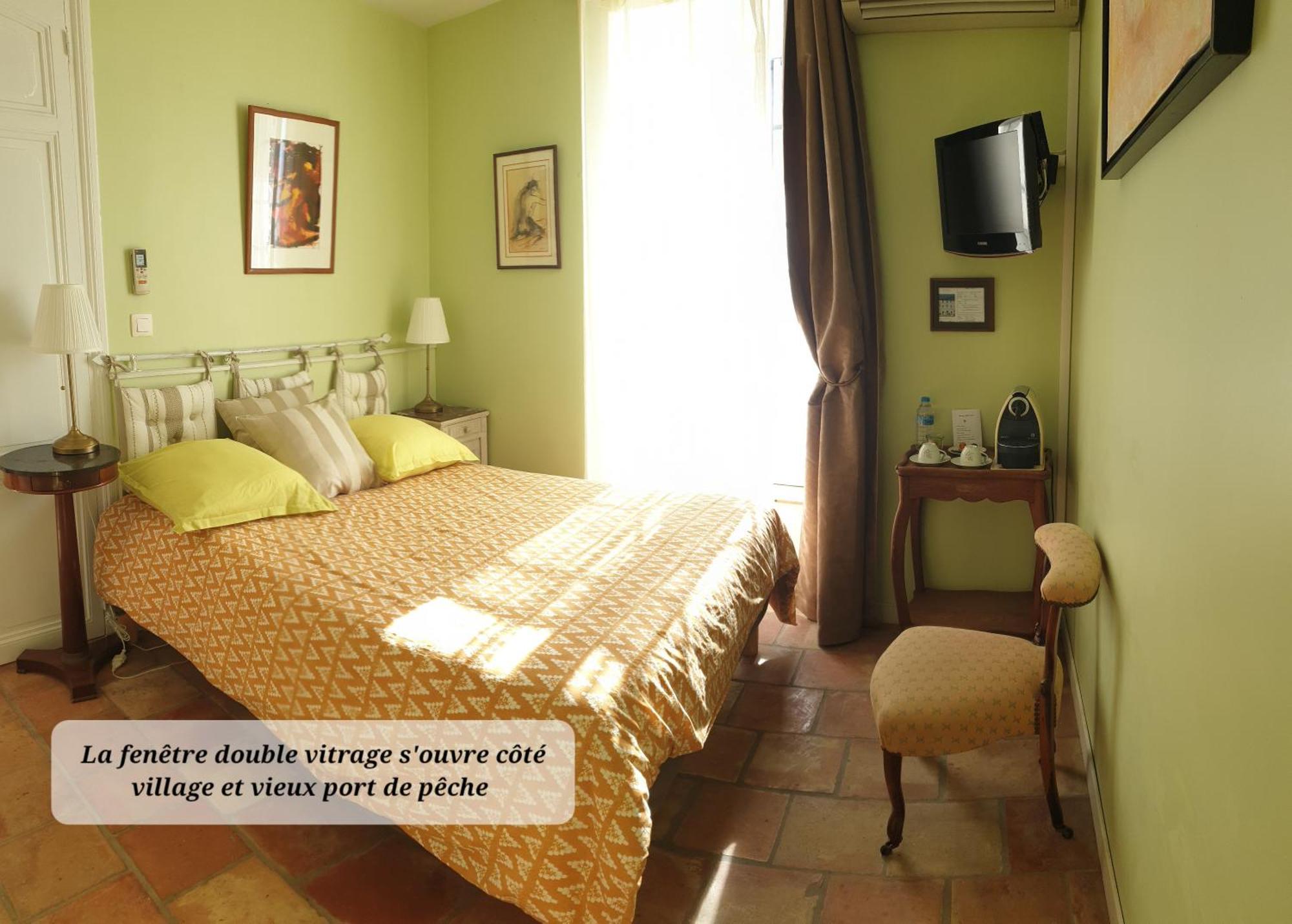 Bed and Breakfast Alcove Marine Грюїссан Номер фото